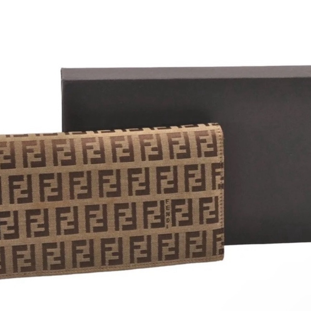 Fendi Zucca Long Wallet - Picture 8 of 8